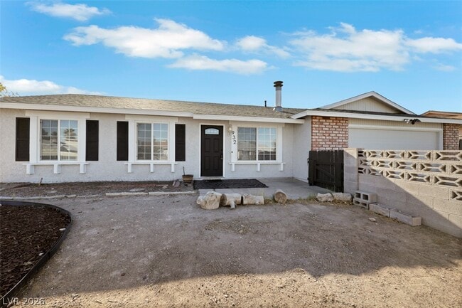 Building Photo - 932 N Major Ave