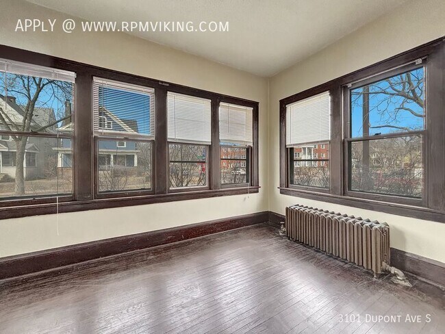 Foto del edificio - 1 Br Studio 1 BA Main Level unit in Tri-pl...