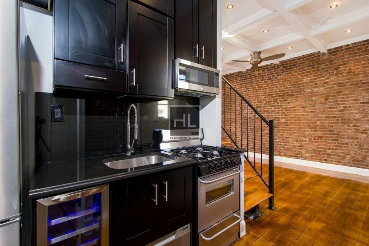 Building Photo - East 100th Street