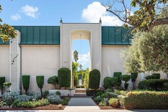 Building Photo - 837 Magnolia Ave