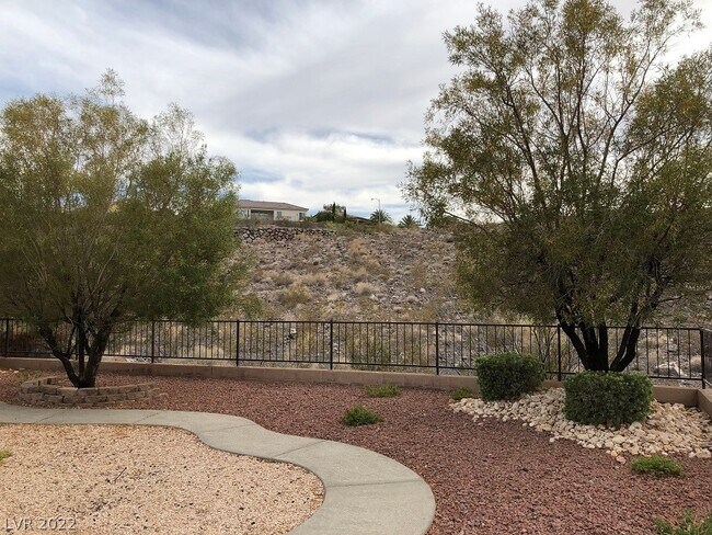 Foto del edificio - 2071 Echo Park Pl