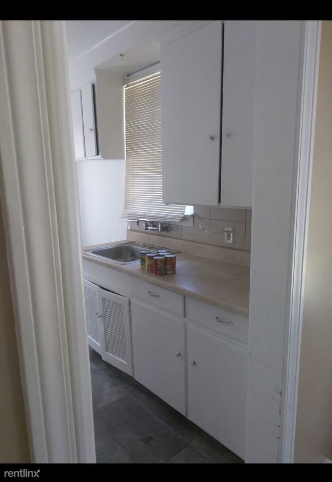 Foto del edificio - 7336 Westwood St