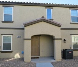 Building Photo - 4590 Townwall St