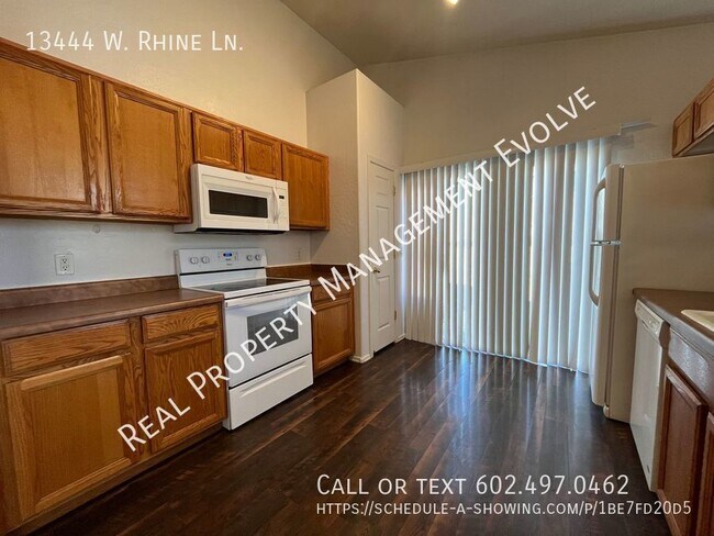 Building Photo - COME TOUR TODAY!