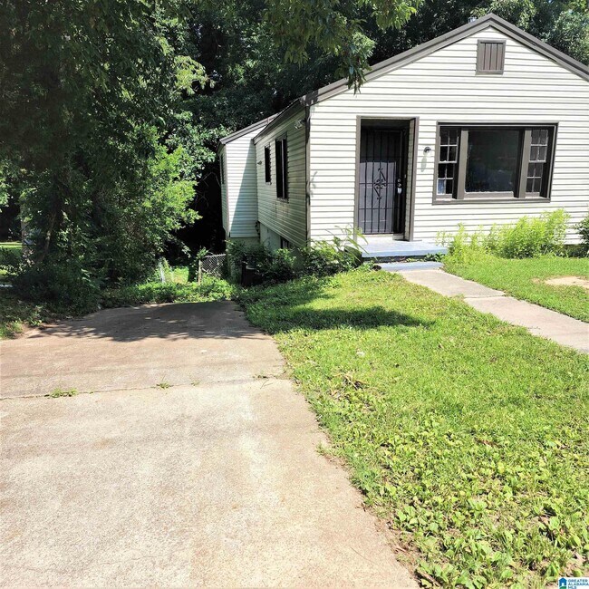 Building Photo - 1537 Bacon Ave