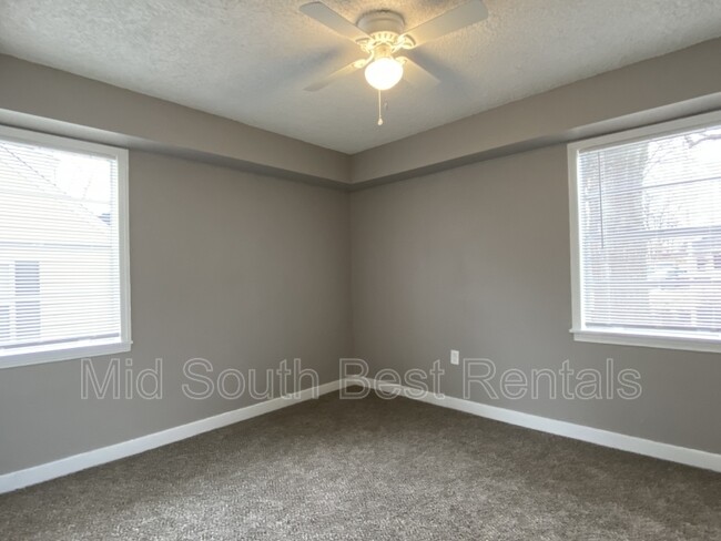 Building Photo - 1534 Marjorie St