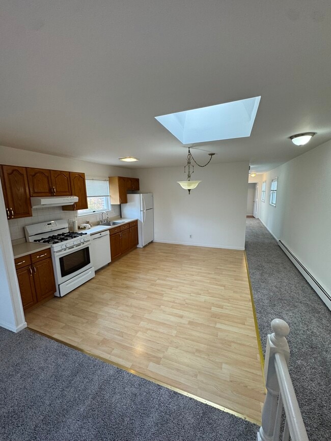 Kitchen - 3264 Spencer Dr