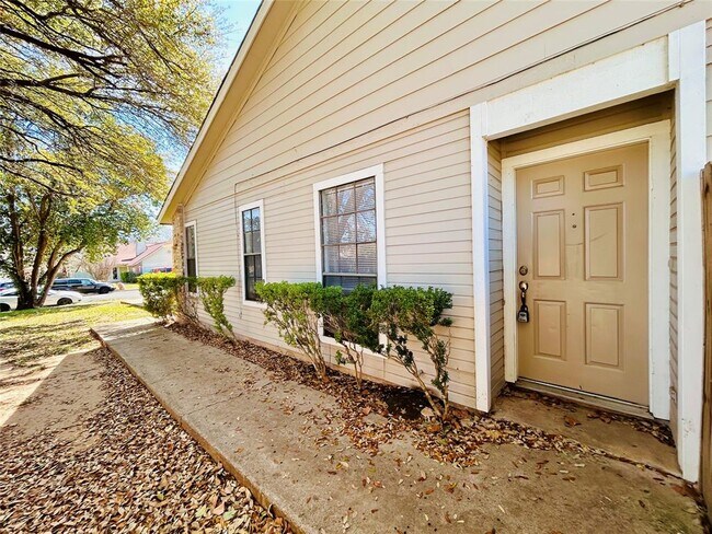 Foto del edificio - 9304 Kempler Dr