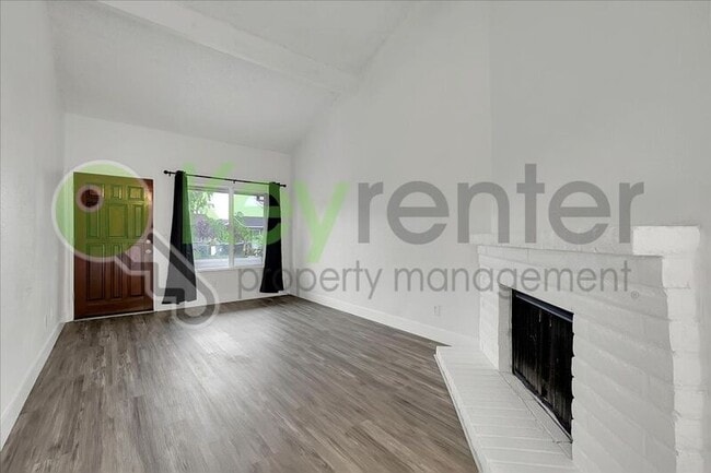 Foto del edificio - 7331 Florinda Way