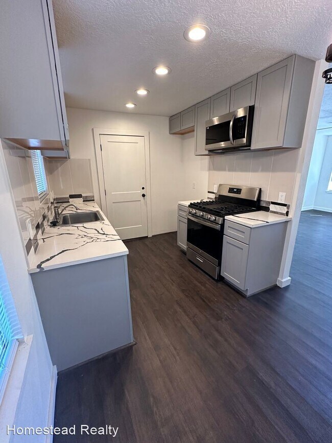 Building Photo - 3 br, 1 bath House - 325 Linkwood