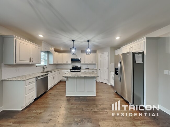 Building Photo - 424 Mya Marie Drive Gallatin TN