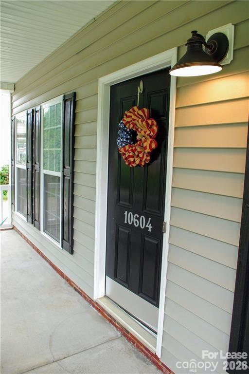 Building Photo - 10604 Quarrier Dr