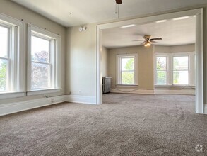 Building Photo - 453 Penora St