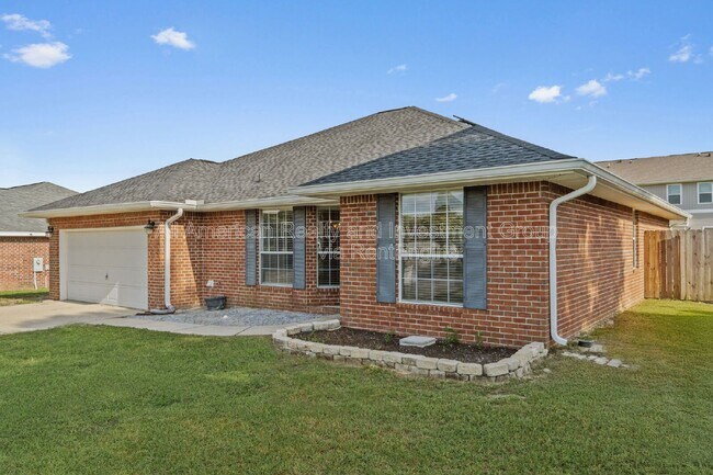 Building Photo - 203 Citadel Ln