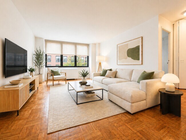 Foto del edificio - 323 E 50th St