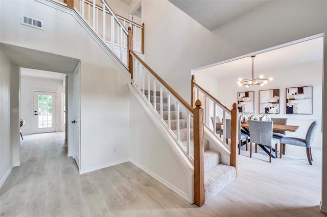 Building Photo - 4401 Emerald Dr