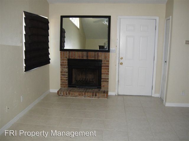 Building Photo - 2 br, 2 bath Apartment - 964 Helmsley Ct #200