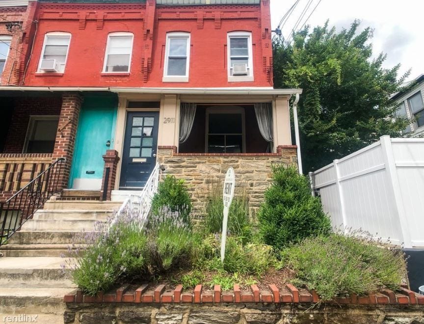 Primary Photo - 2911 Poplar St