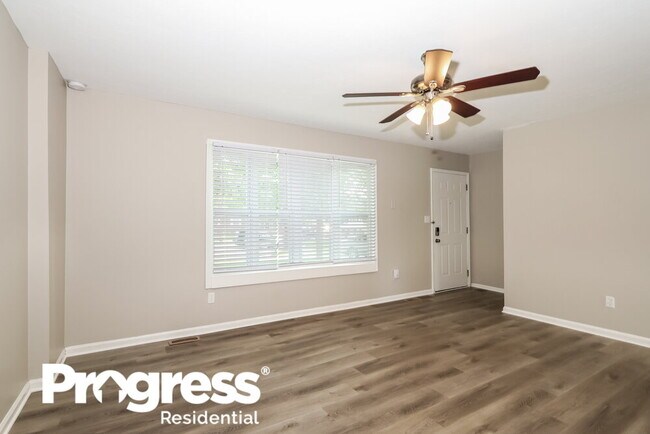 Foto del edificio - 4401 Titus Ct
