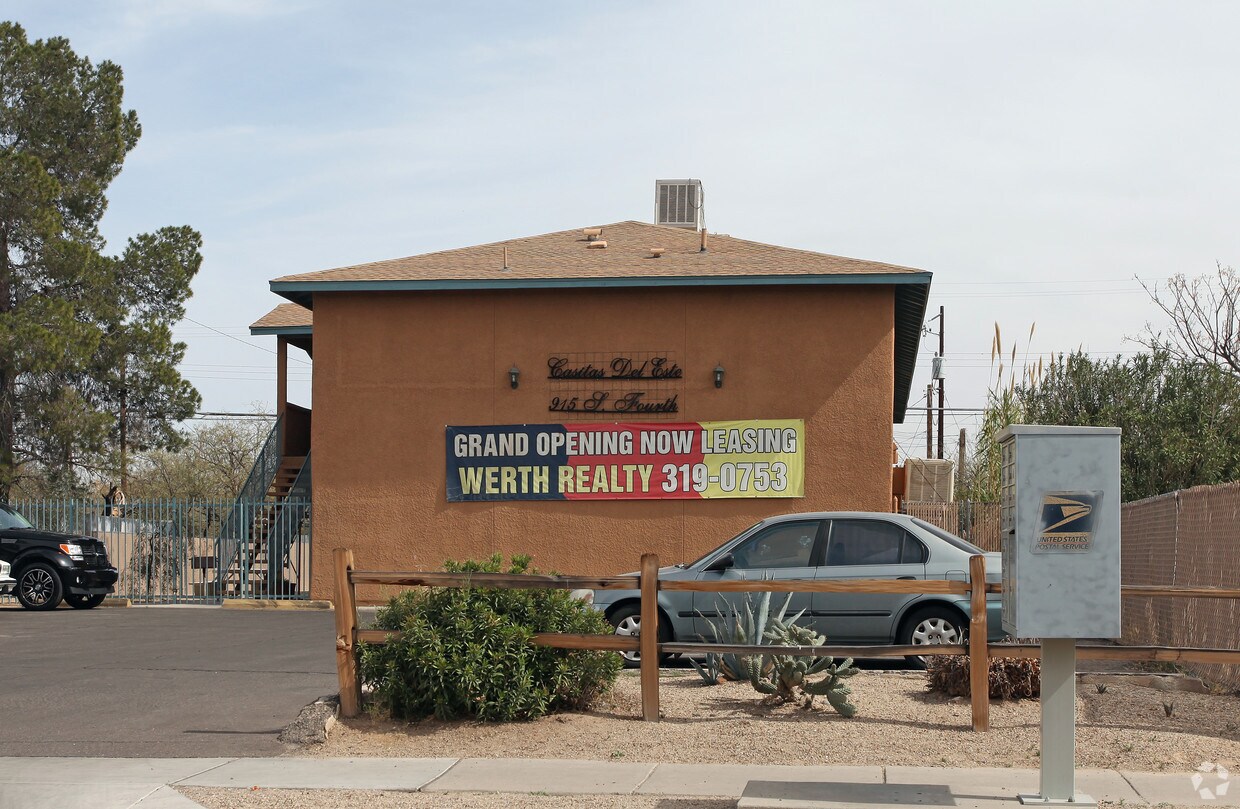 Building Photo - 915 S 4th Ave