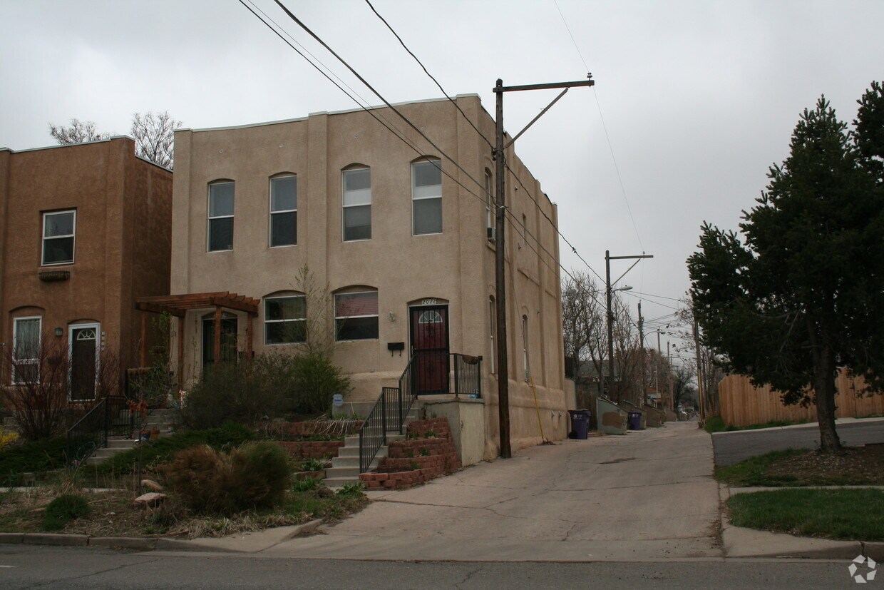 Primary Photo - 2022-2038 Martin Luther King Blvd