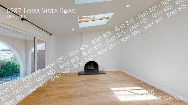 Foto del edificio - The Never-Ending Home!  *****Applications ...