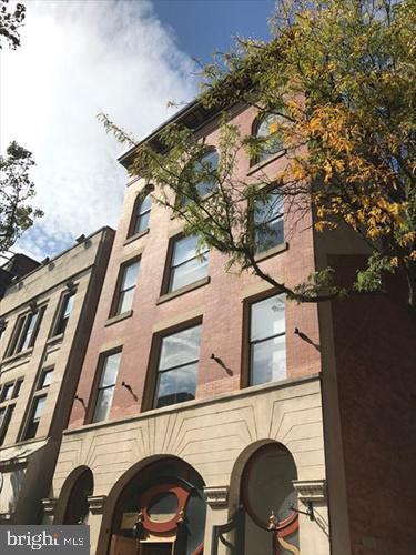 Foto del edificio - 23 W Market St