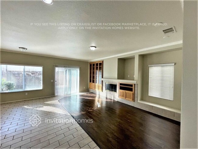 Building Photo - 23842 Sweet Pea Ct