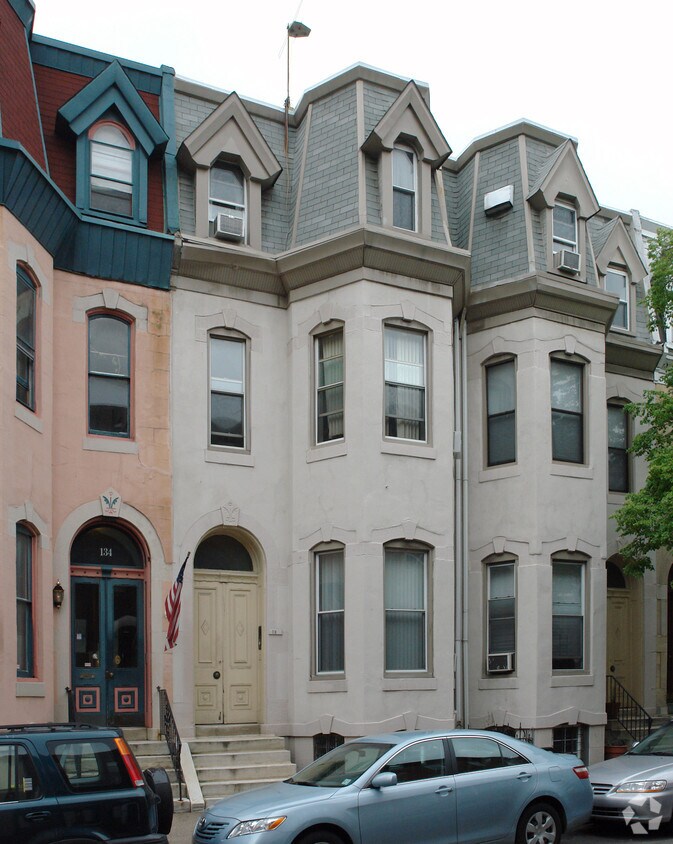 Primary Photo - 136 N 21st St