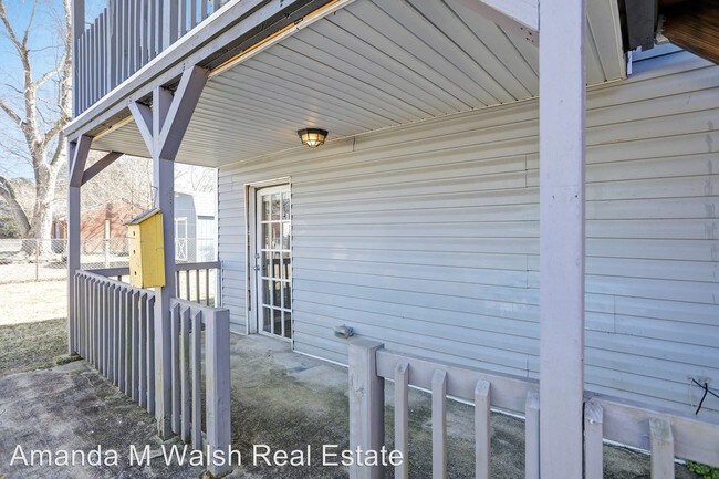 Building Photo - 1500 Briarfield Rd