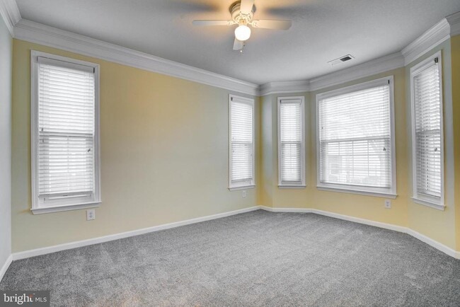 Building Photo - 514 Sunset View Terrace SE