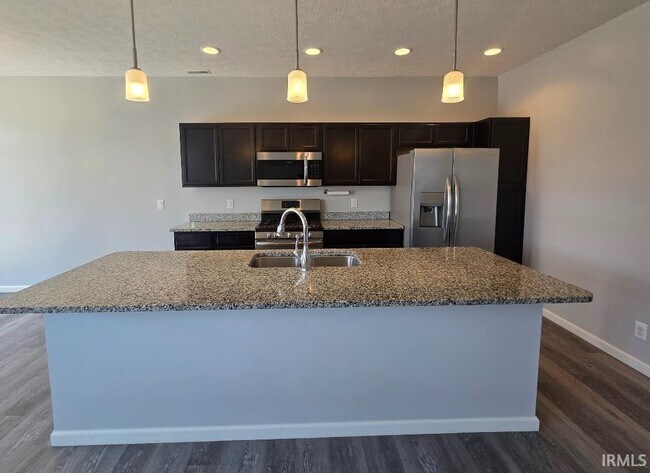 Foto del edificio - 3447 Marlton Ct