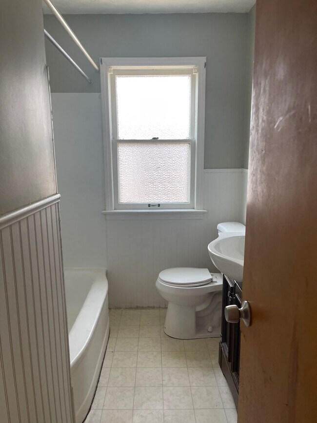 Foto del edificio - 4913 E 86th St