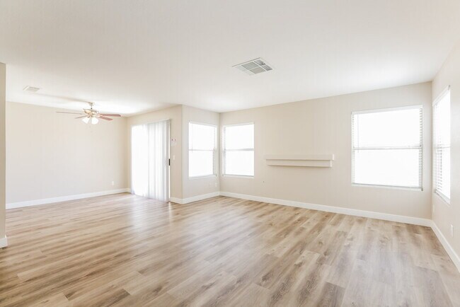 Foto del edificio - 1508 Bellglen Dr