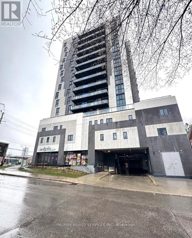 Photo du bâtiment - 128 King St N