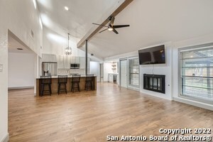 Building Photo - 8418 Kingsway St