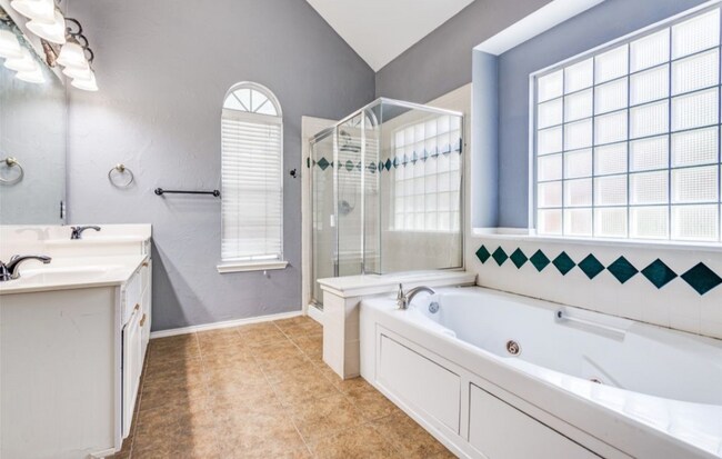 Foto del edificio - 5632 Westwood Ln