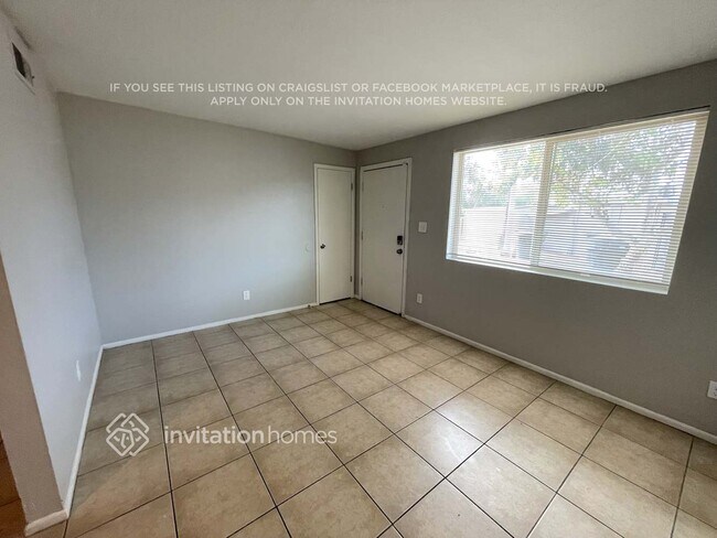 Foto del edificio - 1146 E Hatcher Rd