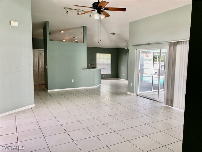 Building Photo - 17150 Knight Dr