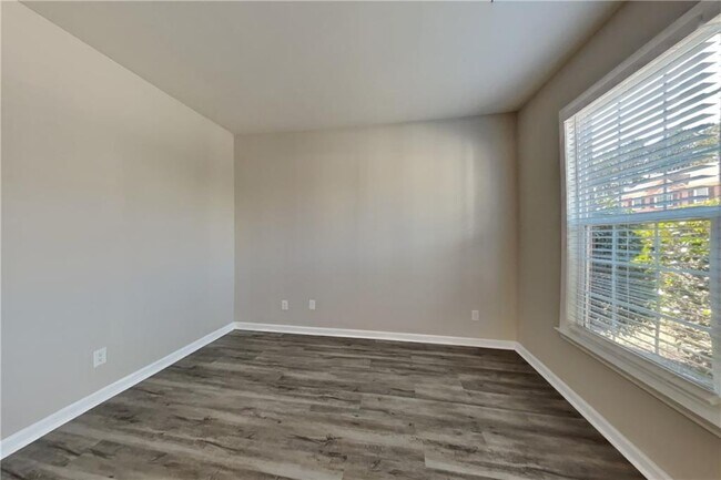 Foto del edificio - 3370 Spindletop Dr NW