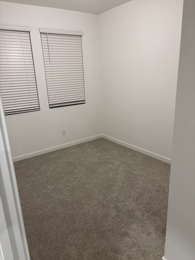 Foto principal - 2802 S Flat Cir