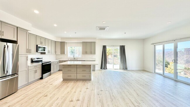 Building Photo - Brand New Custom Construction ADU Guest Ho...