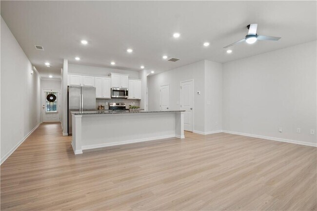 Foto del edificio - 239 Turner Ln