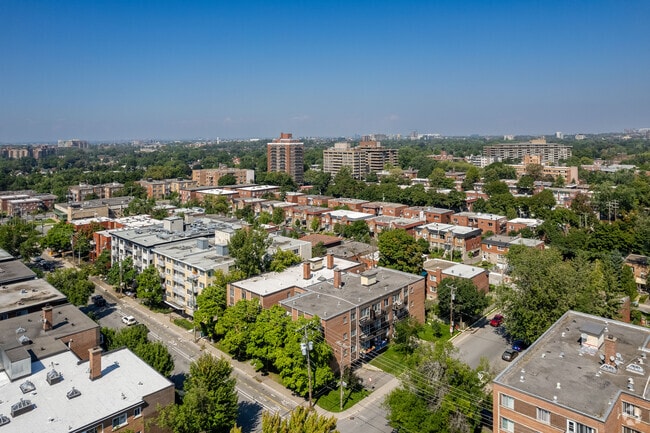 Aerial Photo - 5305 Av Walkley