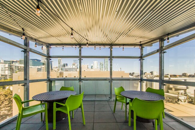 Foto del edificio - 766 Harrison