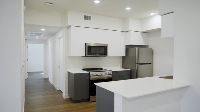 Building Photo - CRESCENT APARTMENTS