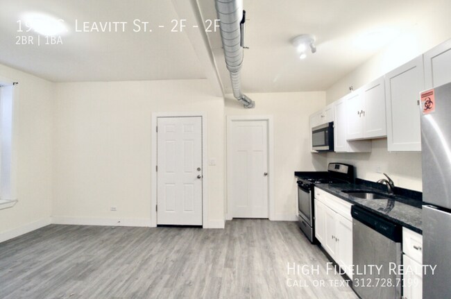 Foto del edificio - 1922 S Leavitt St