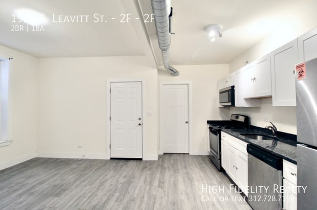 Building Photo - 1922 S Leavitt St
