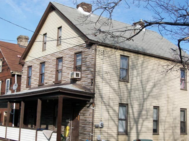 Building Photo - 612 Margaretta St