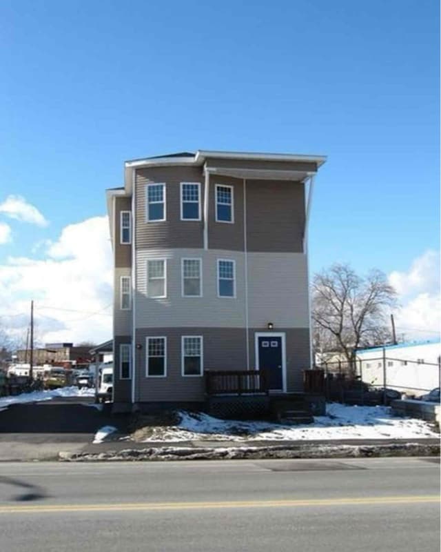 Foto del edificio - 539 Southbridge St